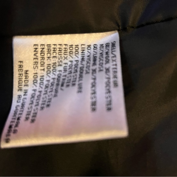 DKNY black coat with detachable teddy collar, size 2 - Picture 5 of 5